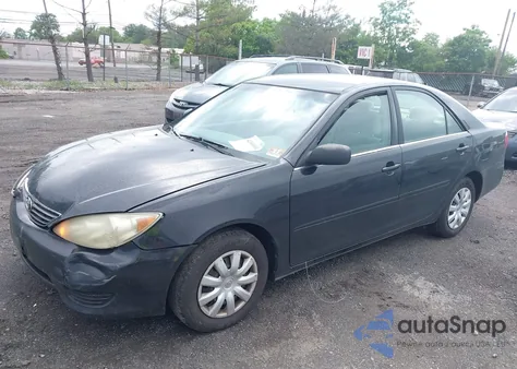 2005 Toyota Camry Std from USA, damaged, VIN 4T1BE32K55U632921